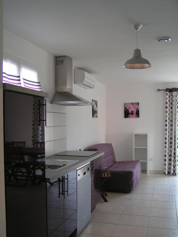 Aux Couleurs D'Ardeche Appartement Vallon-Pont-dʼArc Kamer foto
